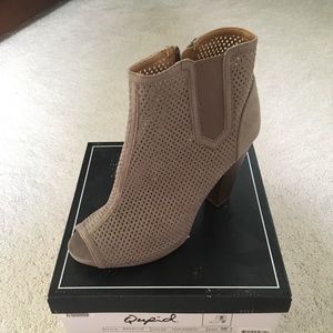 NewbSize 10 booties